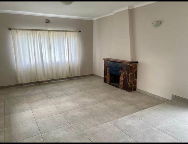 3 BEDROOM PROPERTY TO RENT IN SOMERSET WEST CENTRAL